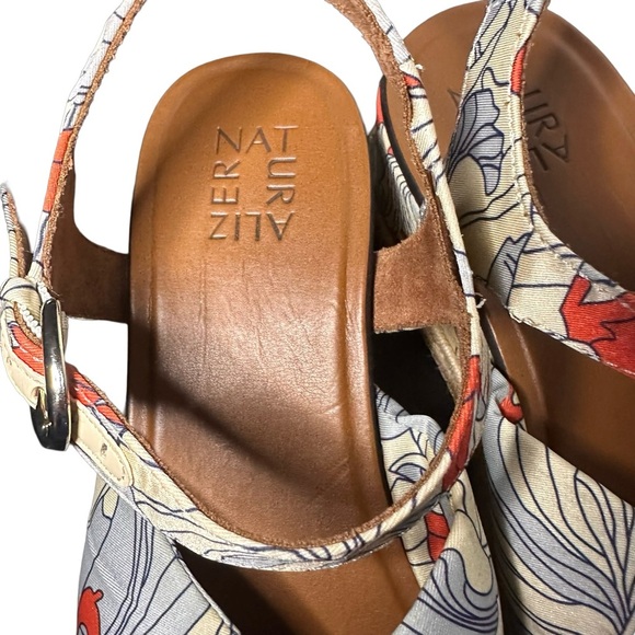 Naturalizer Platform Floral Sandals Size 9 - Picture 3 of 12